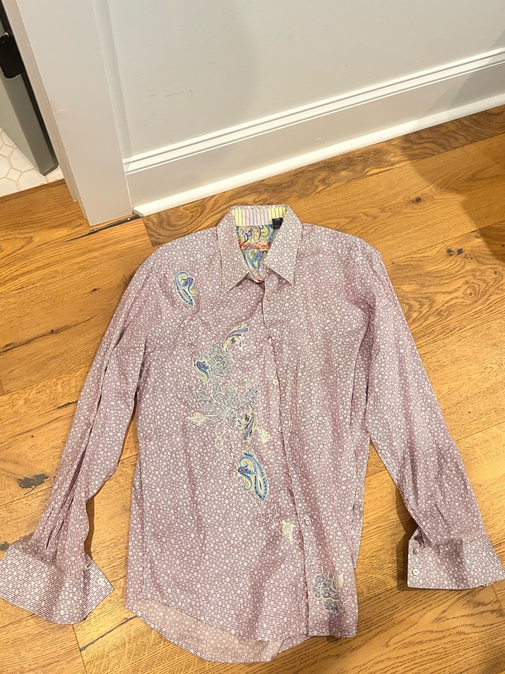 VINTAGE Robert Graham Red Paisley Embroidered Dress Shirt